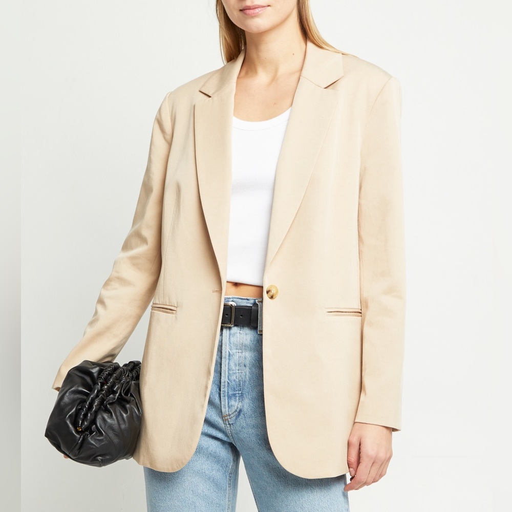 NWT | CAARA ‘Adira’ Relaxed Fit Blazer